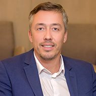 Dr. Fernando Roberte Zanetti Dr. Fernando Roberte Zanetti - CRV Oftalmologia-Vitória-ES