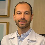 Dr. Luiz Guilherme Mello Dr. Luiz Guilherme Mello - CRV Oftalmologia-Vitória-ES