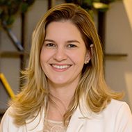 Dra. Jenla Cremasco Dra. Jenla Cremasco - CRV Oftalmologia-Vitória-ES