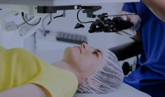 Cirurgia-de-Crosslinking-de-Córnea-oftalmologista-Vitoria-ES